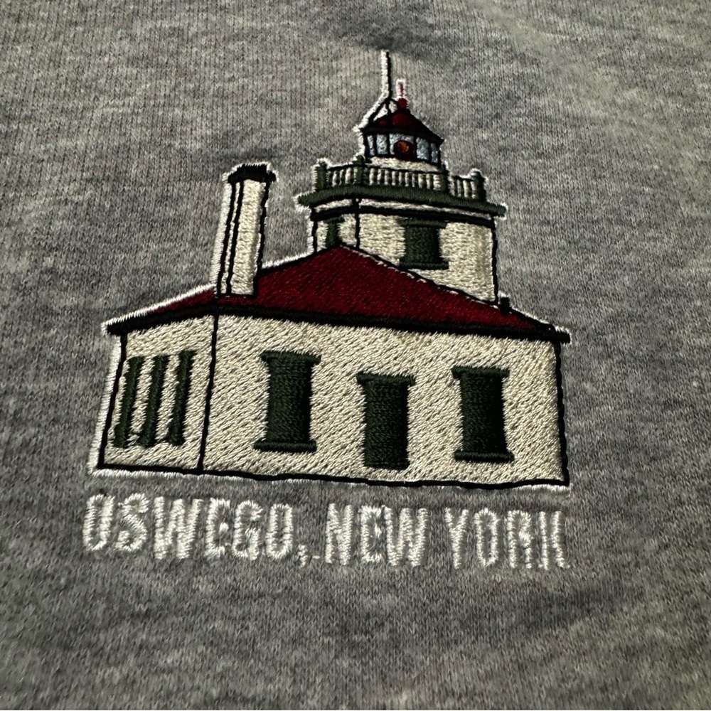 Vintage Oswego, NY Embroidered Lighthouse Hoodie Men’s Size XL Gray Pullover - Picture 4 of 14